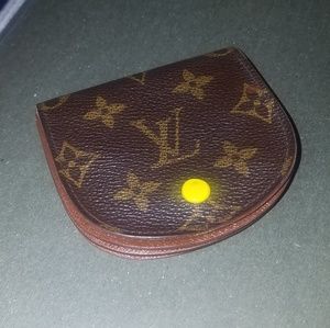 Louis Vuitton Porte Monnaie Gousset Coin Purse